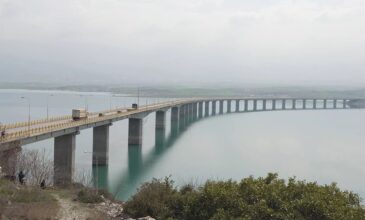 Έκλεισε για όλα τα οχήματα η Γέφυρα Σερβίων – Υπάρχει κίνδυνος κατάρρευσης