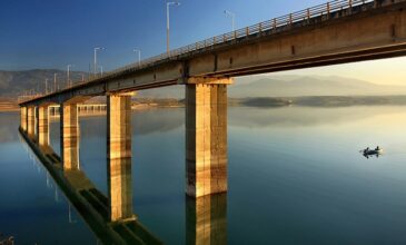 Κοζάνη: Κλειστή και για τους πεζούς η γέφυρα Σερβίων