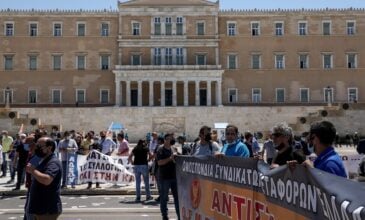ΑΔΕΔΥ: Συγκέντρωση διαμαρτυρίας στη Βουλή στις 16:30 για την ιδιωτικοποίηση του νερού
