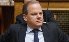 Δεν θα είναι υποψήφιος στις επόμενες εκλογές ο Κώστας Αχ. Καραμανλής – «Θέτω τον εαυτό μου στη διάθεση των αρμοδίων αρχών»