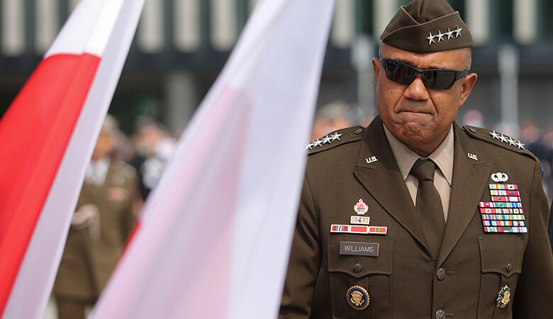 Πολωνία: Οι ΗΠΑ εγκαινίασαν την πρώτη μόνιμη στρατιωτική φρουρά τους στη χώρα
