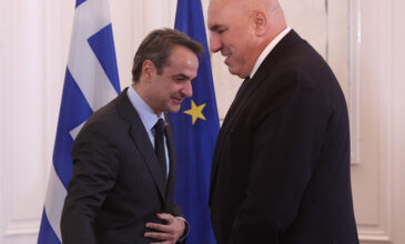 Συνάντηση Μητσοτάκη με τον Ιταλό υπουργό Άμυνας: «Ισχυρή η συνεργασία και η φιλία Ελλάδας και Ιταλίας»