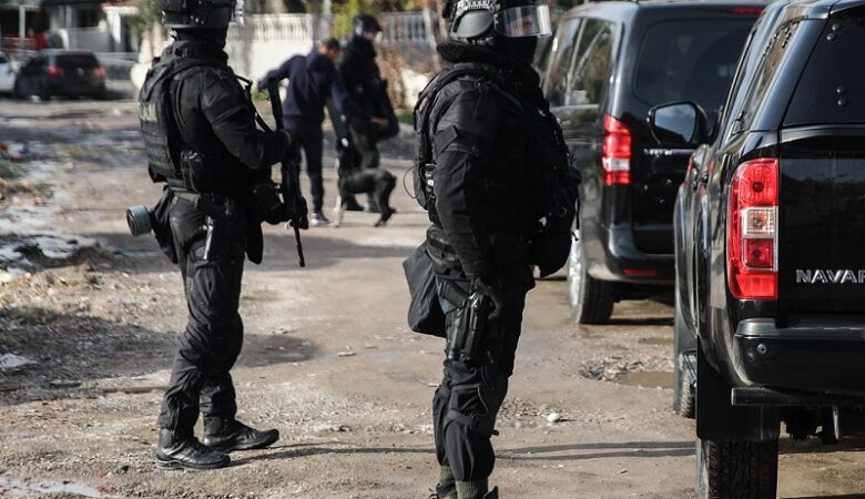 Ηλεία: Πώς δρούσε η εγκληματική ομάδα που «άδειασε» κοσμηματοπωλείο – Ετοίμαζαν χτύπημα στα ΕΛΤΑ