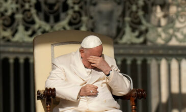 Βατικανό: Πυρετό και κόπωση εμφάνισε ο πάπας Φραγκίσκος – Ακύρωσε το πρόγραμμά του