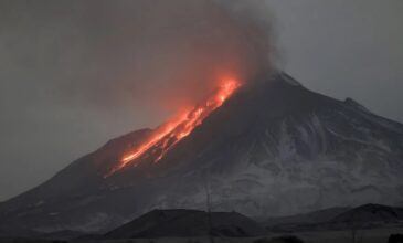 Ρωσία: Έκρηξη στο ηφαίστειο Σιβέλιτς στην Καμτσάτκα – Δείτε βίντεο