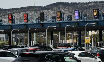 Σε εξέλιξη η μεγάλη έξοδος για το Πάσχα: Πάνω από 100 χιλιάδες οχήματα έχουν φύγει από την Αττική, από τη Μ. Δευτέρα