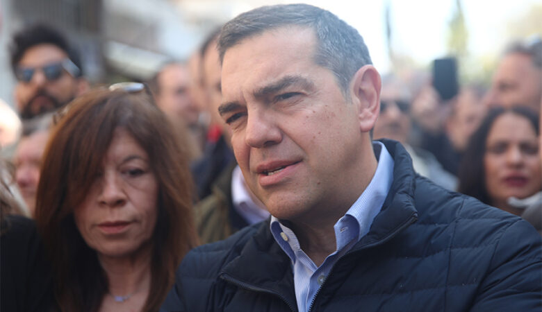 Εκλογές 2023: Στα γραφεία του ΣΥΡΙΖΑ ο Αλέξης Τσίπρας