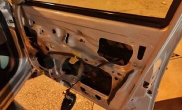 Ηγουμενίτσα: 23χρονος είχε επτά πιστόλια κρυμμένα στην πόρτα του αυτοκινήτου του
