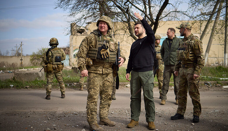 Ουκρανία: Ο Ζελένσκι επισκέφθηκε τα σύνορα με τη Λευκορωσία και την Πολωνία