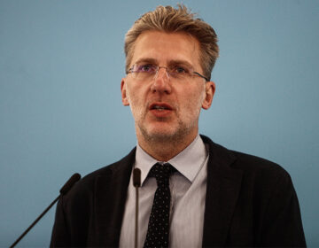 Άκης Σκέρτσος: Τρία ερωτήματα και μία απάντηση για το Μνημείο του Αγνώστου Στρατιώτη