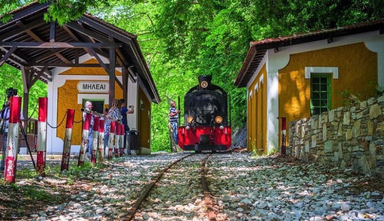 Hellenic Train: Επανακυκλοφορούν από αύριο οι τουριστικές αμαξοστοιχίες του Πηλίου