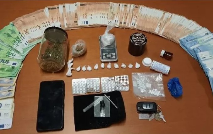 Συνελήφθη 27χρονος για διακίνηση ναρκωτικών στο Ηράκλειο – Είχε στην κατοχή του πάνω από 14.000 ευρώ
