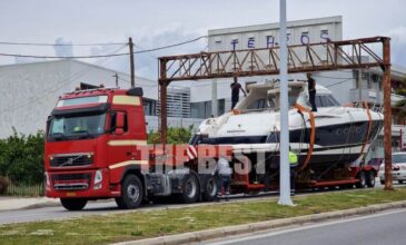 Σκάφος αναψυχής προκάλεσε… μποτιλιάρισμα στη εθνική οδό Πατρών-Κορίνθου