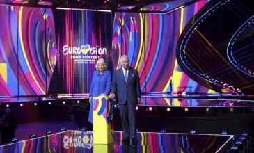 Eurovision: Ο βασιλιάς Κάρολος έκανε τα αποκαλυπτήρια της σκηνής του φετινού διαγωνισμού