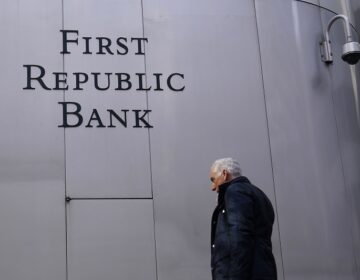 Πτώχευσε η 14η μεγαλύτερη τράπεζα των ΗΠΑ – Η JPMorgan εξαγόρασε το μεγαλύτερο μέρος της