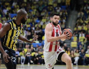 Euroleague: Ισοφάρισε σε 2-2 την σειρά με τον Ολυμπιακό η Φενέρμπαχτσε και όλα θα κριθούν στο ΣΕΦ