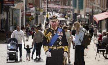 Βρετανία: Έρχεται η μεγάλη ώρα της στέψης του «Έλληνα» βασιλιά Καρόλου Γ’ – Πλήθος λαμπερών προσκεκλημένων