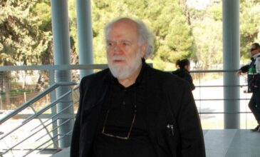 Γιάννης Μαρκόπουλος: Για δεύτερη μέρα διασωληνωμένος στην εντατική ο μεγάλος συνθέτης