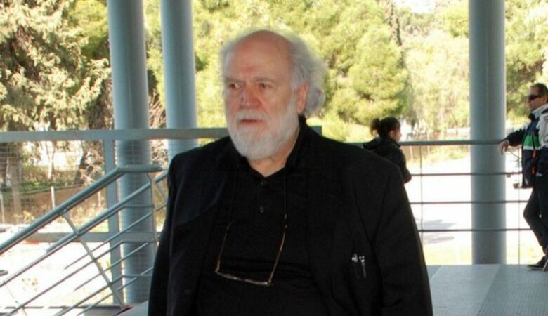 Γιάννης Μαρκόπουλος: Για δεύτερη μέρα διασωληνωμένος στην εντατική ο μεγάλος συνθέτης
