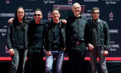 Smashing Pumpkins: Ο τραγουδιστής τους πλήρωσε λύτρα σε χάκερ για να μη διαρρεύσει το νέο άλμπουμ τους