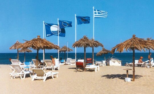 Έχασαν την «Γαλάζια Σημαία» 22 ελληνικές ακτές