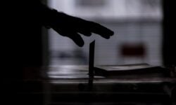 Δημοσκόπηση Interview: Ποιοι υποψήφιοι ευρωβουλευτές προηγούνται – Ανοίγει η «ψαλίδα» μεταξύ της Νέας Δημοκρατίας και του ΣΥΡΙΖΑ
