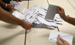 Εκλογές 2023: Πώς ψήφισαν οι νέοι ηλικίας 17-24 ετών