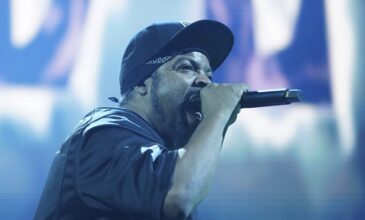 Ο Ice Cube απειλεί να μηνύσει όποιον χρησιμοποιήσει τεχνητή νοημοσύνη για να αναδημιουργήσει τη φωνή του