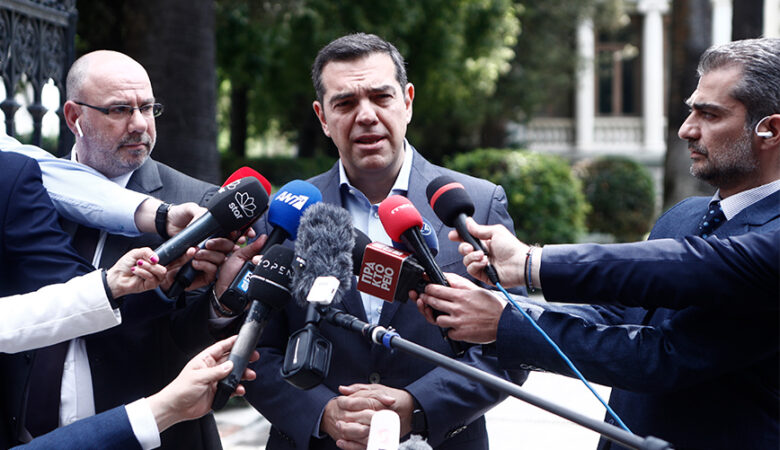 Αλέξης Τσίπρας: Απρόσμενα οδυνηρό σοκ το αποτέλεσμα των εκλογών για τον ΣΥΡΙΖΑ, αναλαμβάνω ακέραια την ευθύνη