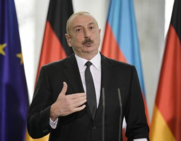 Ο πρόεδρος του Αζερμπαϊτζάν κατηγορεί τη Γαλλία και την ΕΕ ότι δαιμονοποιούν τη χώρα του