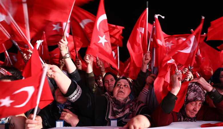 Τουρκία: Κοντά σε ιστορικά χαμηλά η τουρκική λίρα μετά τη νίκη του Ερντογάν