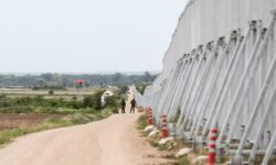 Σοκ στον Έβρο: Προσήχθησαν πέντε συνοριοφύλακες για διακίνηση παράτυπων μεταναστών