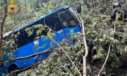Ιταλία: Σοβαρό τροχαίο με σχολικό λεωφορείο με 20 μαθητές Δημοτικού
