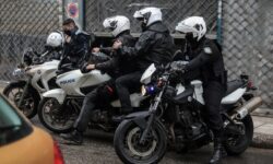 Θεσσαλονίκη: Συνελήφθη ανήλικος διακινητής μεταναστών που επιχείρησε να εμβολίσει μηχανή της ΔΙΑΣ