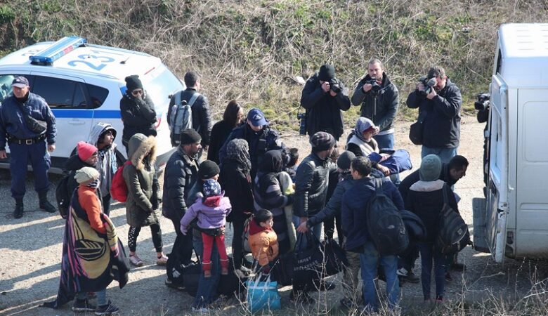 Στην ελληνική όχθη του Έβρου βρέθηκαν 135 παράτυποι μετανάστες στην Ορεστιάδα