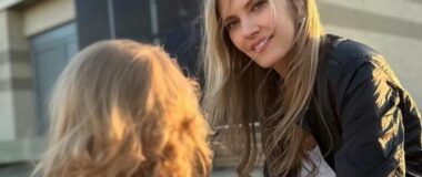 Εύα Καϊλή: Αν είχα αναφερθεί σε σημαντικά ονόματα… θα ψευδόμουν – Oι πρώτες κοινές φωτογραφίες με την κόρη της