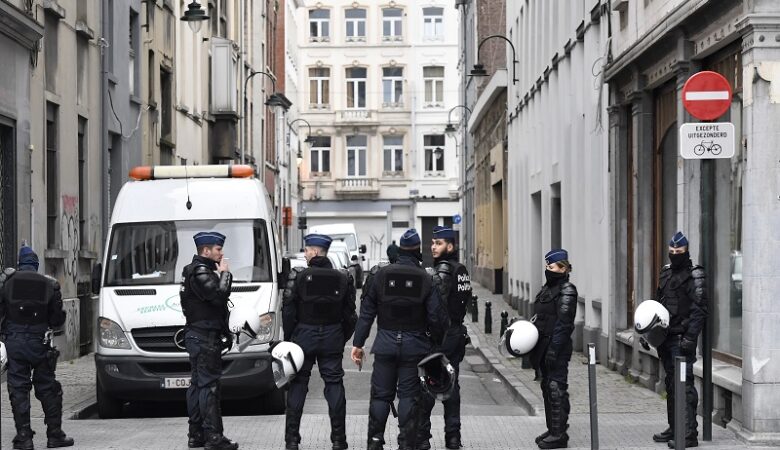 Βέλγιο: Νέα έφοδος της αστυνομίας στα γραφεία των ευρωβουλευτών Κοτσολίνο και Ταραμπέλα