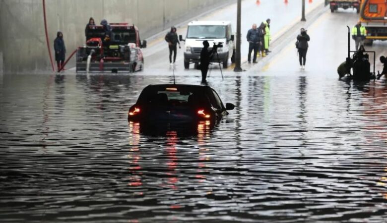 Τουρκία: Μεγάλες πλημμύρες στην Άγκυρα μετά από ισχυρές βροχές και χαλάζι