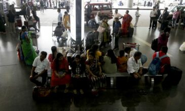 Ινδία: Ξέσπασε φωτιά στο αεροδρόμιο της Καλκούτας