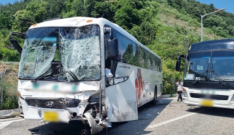 Νότια Κορέα: Καραμπόλα με τρία σχολικά λεωφορεία – Τουλάχιστον 80 τραυματίες