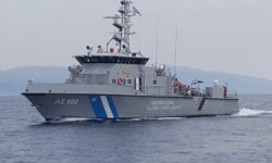 Αγωνία για τον 42χρονο σέρφερ που αγνοείται στην Πάρο
