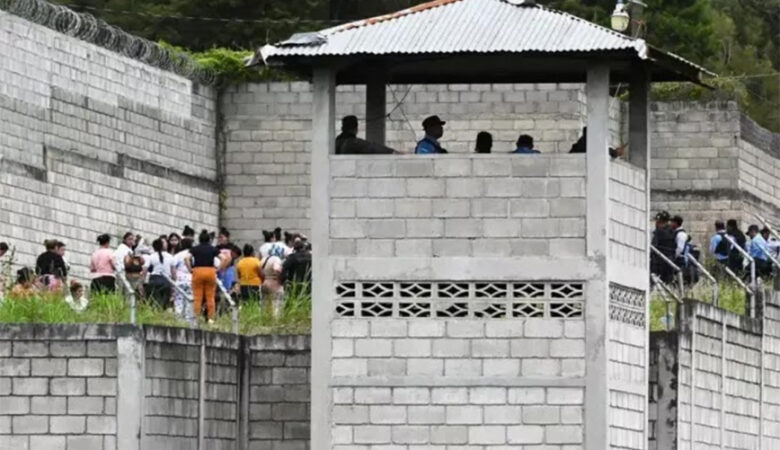 Μακελειό σε γυναικείες φυλακές στην Ονδούρα: 41 νεκρές σε επεισόδια, φόβοι για αύξηση του αριθμού
