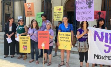 Μάλτα: Η κυβέρνηση υπαναχώρησε στο νομοσχέδιο για την άμβλωση έπειτα από τις διαμαρτυρίες