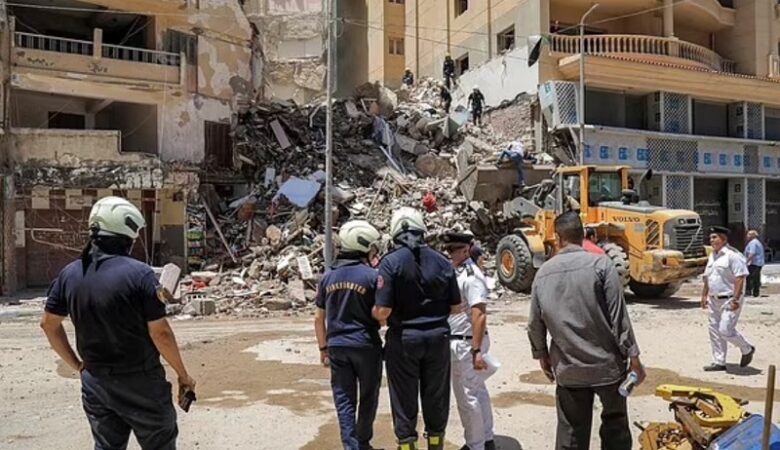 Αίγυπτος: Κατέρρευσε κτίριο 13 ορόφων όπου διαμένουν παραθεριστές στην Αλεξάνδρεια