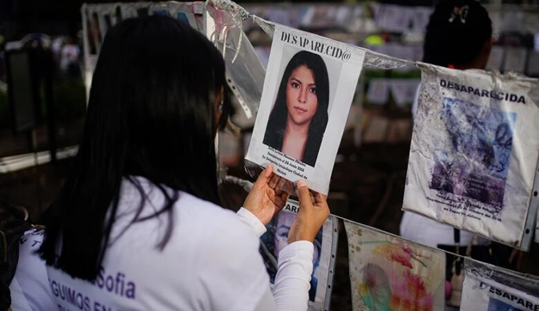 Μεξικό: Προφυλακίζονται οκτώ στρατιωτικοί για την εξαφάνιση 43 φοιτητών το 2014