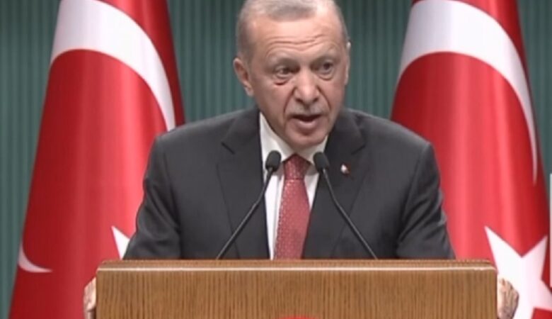 Ερντογάν: «Ο θάνατος εκατοντάδων προσφύγων στην Πύλο δεν προβλήθηκε όσο ο θάνατος πέντε πλουσίων που πήγαν να δουν τον Τιτανικό»