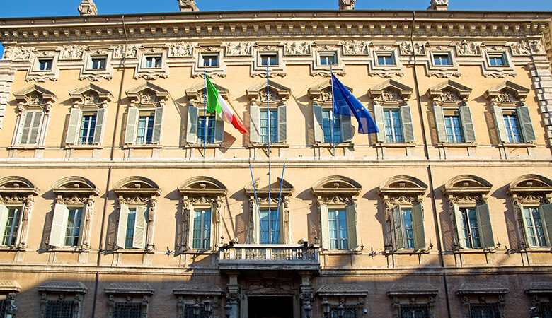 O γιος του προέδρου της ιταλικής γερουσίας κατηγορείται από 22χρονη για βιασμό