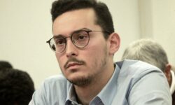 Καλπάκης: Απόλυτη ανικανότητα του «επιτελικού» κράτους να αντιμετωπίσει τις πυρκαγιές