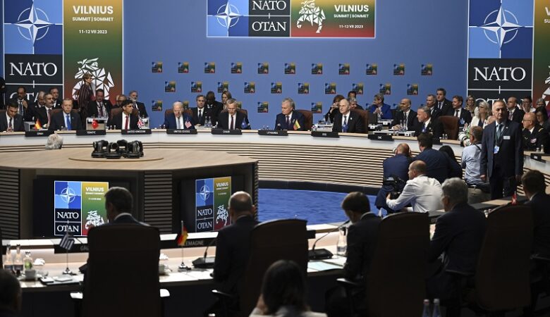 ΝΑΤΟ: Σαφής αναφορά στη Συνθήκη του Μοντρέ στο κοινό ανακοινωθέν της Συνόδου Κορυφής