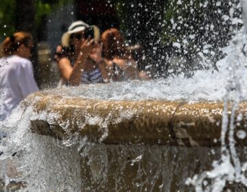 Έρχεται το πρώτο «κύμα» ζέστης στη χώρα – Οι περιοχές που αναμένονται οι υψηλότερες θερμοκρασίες